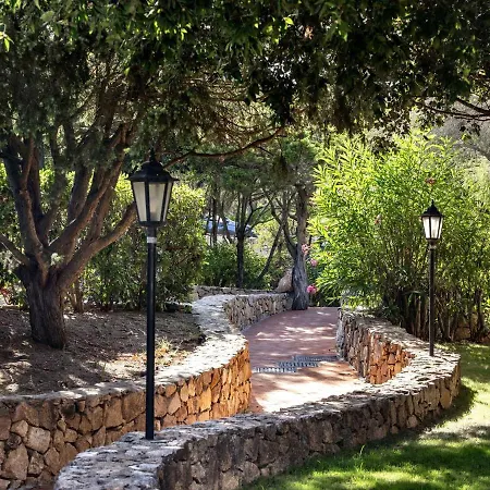 Il Giardino Degli Oleandri In * Порто-Черво